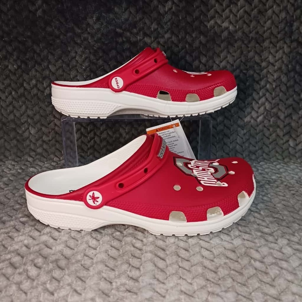 Crocs Ohio State Buckeyes Classic Clogs Unisex Mens Size 8 and Womens‎ Size 10